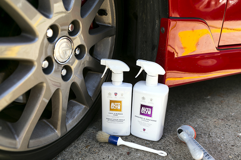 Name:  Cleaning%20Wheel%20Well%201.jpg
Views: 76
Size:  356.3 KB