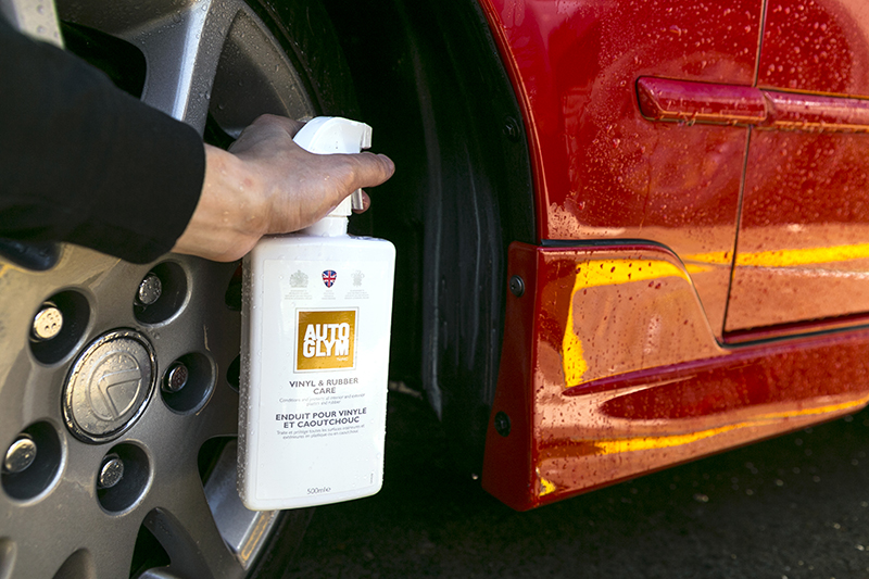 Name:  Cleaning%20Wheel%20Well%205.jpg
Views: 59
Size:  384.8 KB