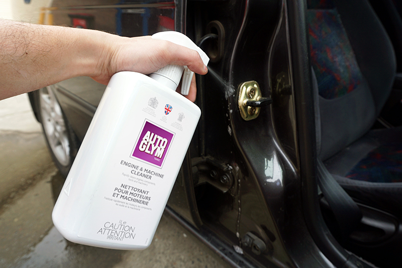 Name:  Cleaning%20your%20door%20jambs%205_1.jpg
Views: 35
Size:  344.2 KB