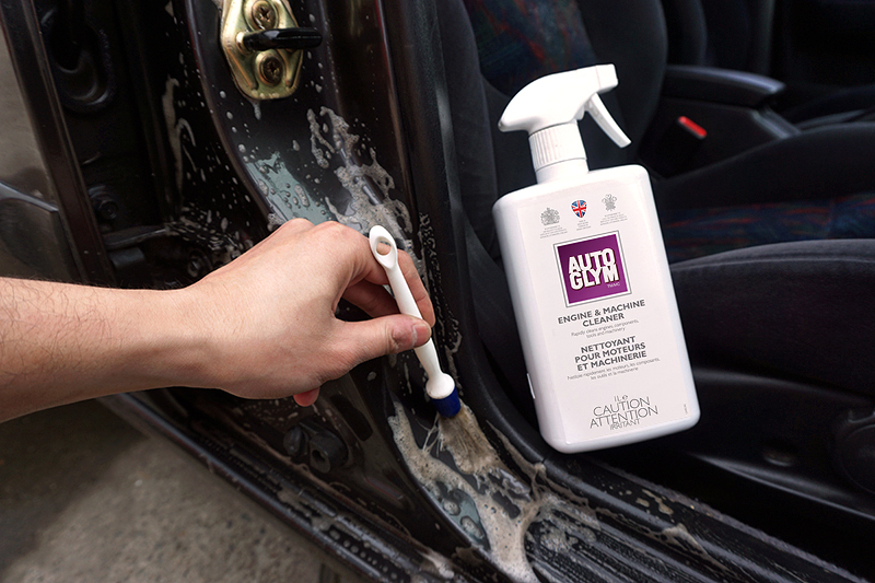 Name:  Cleaning%20your%20door%20jambs%206_1.jpg
Views: 66
Size:  391.7 KB