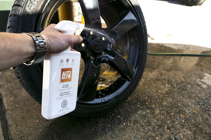 Name:  Selling%20your%20rims%20Herersquos%20some%20cleaning%20tips%203.jpg
Views: 38
Size:  348.4 KB