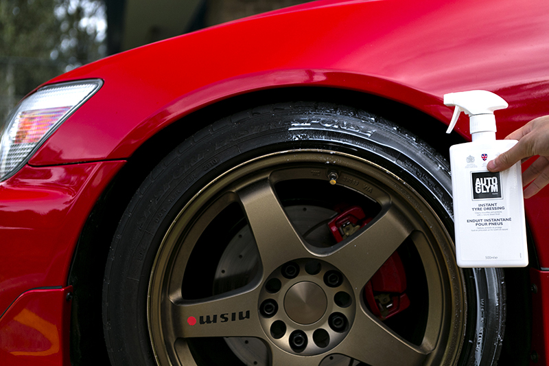 Name:  Autoglym%20Instant%20Tyre%20Dressing%202.jpg
Views: 88
Size:  342.6 KB