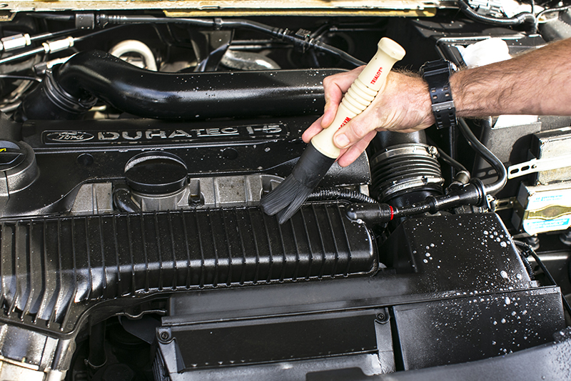 Name:  Protect%20your%20engine%20bay%20from%20corrosion%208.jpg
Views: 54
Size:  472.0 KB