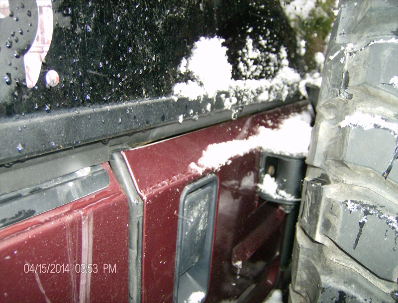 03 Rubicon,leak at tailgate/rear window - Jeeps Canada - Jeep Forums